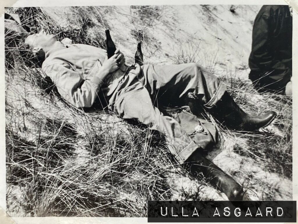 Smørrebrød med flyvesand ved Dueodde - Københavns Universitet Geologi Excursion til Bornholm - Maj 1956